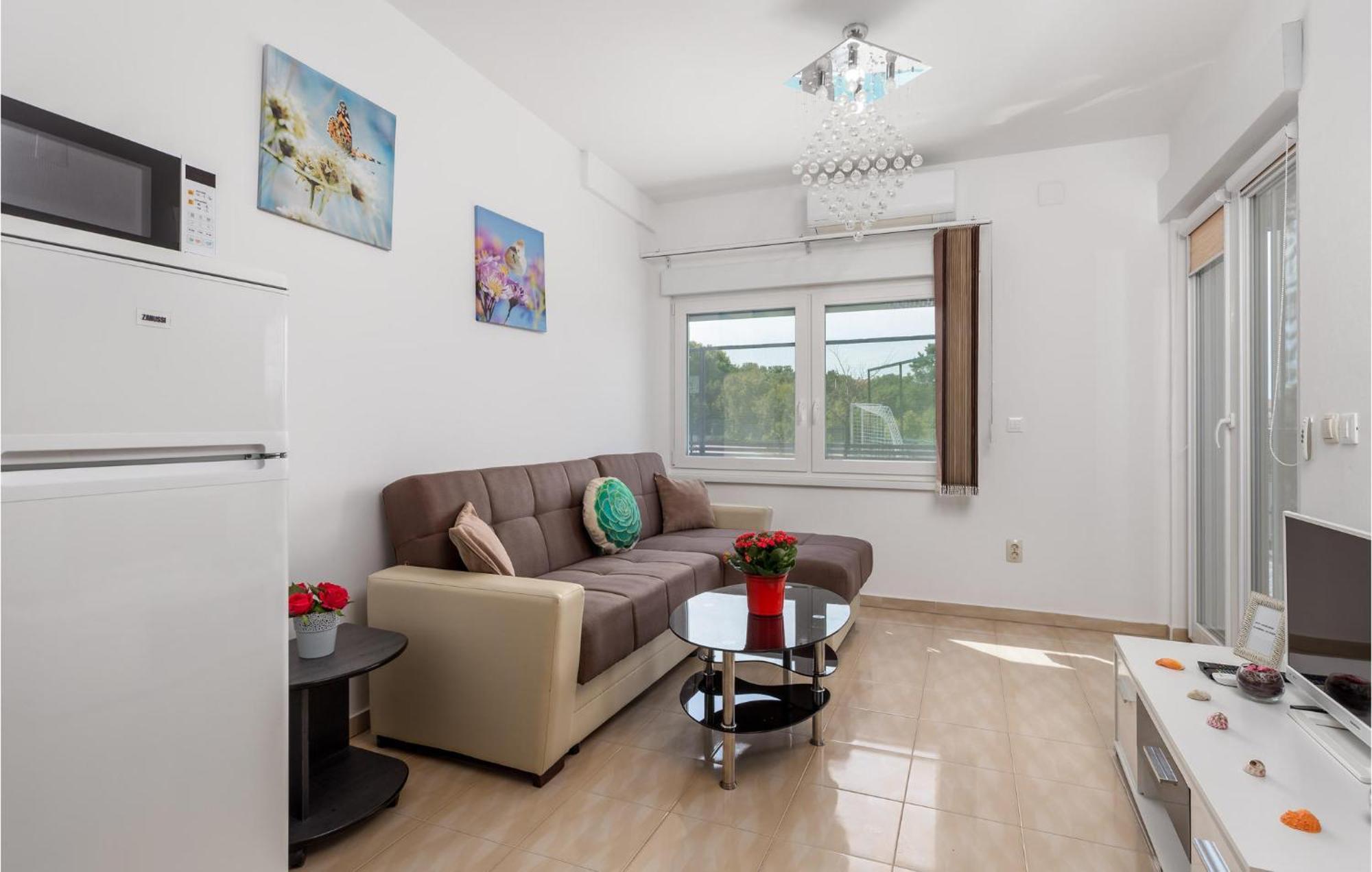 Stunning Apartment In Vrh Exterior photo
