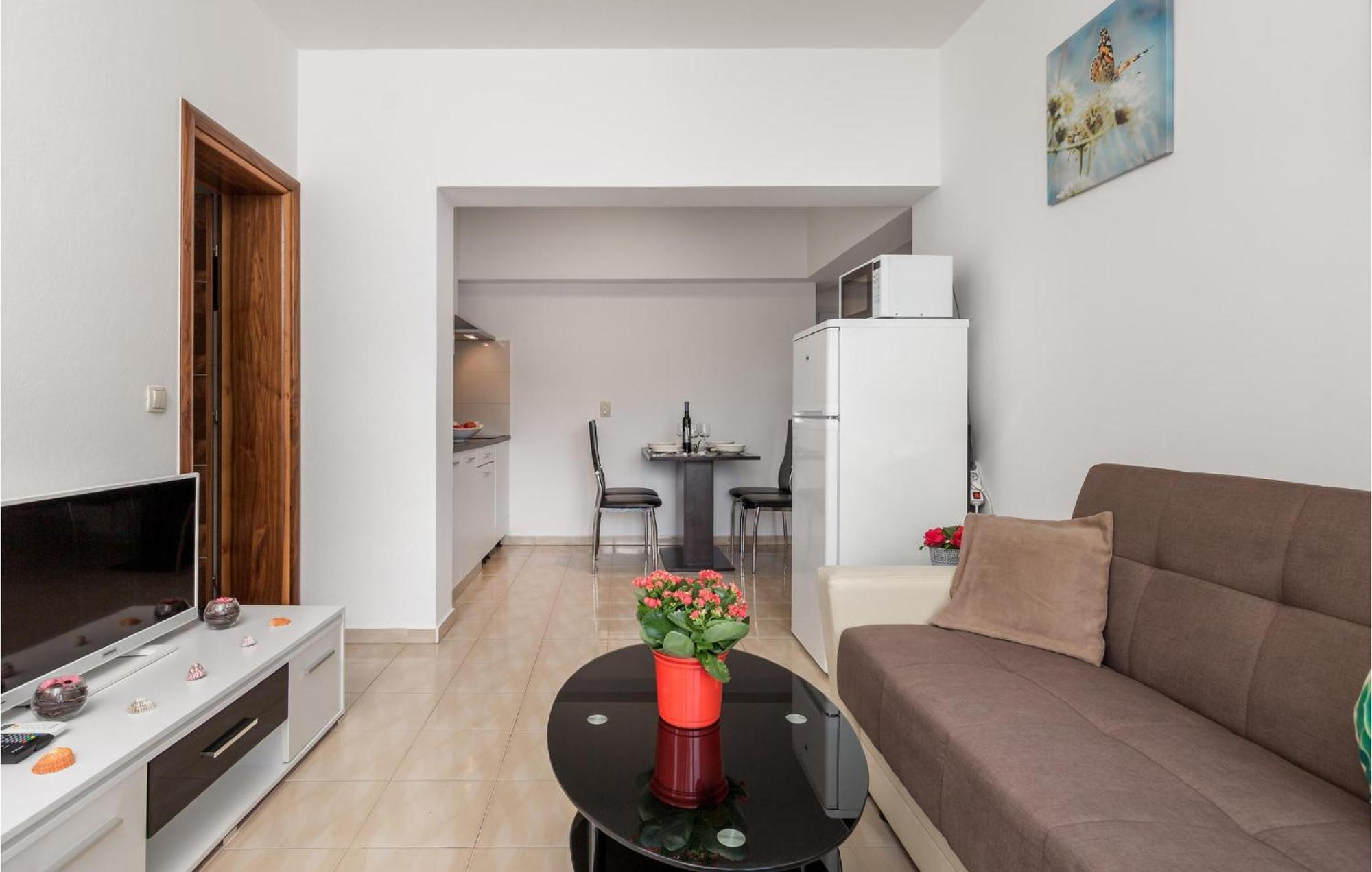 Stunning Apartment In Vrh Exterior photo