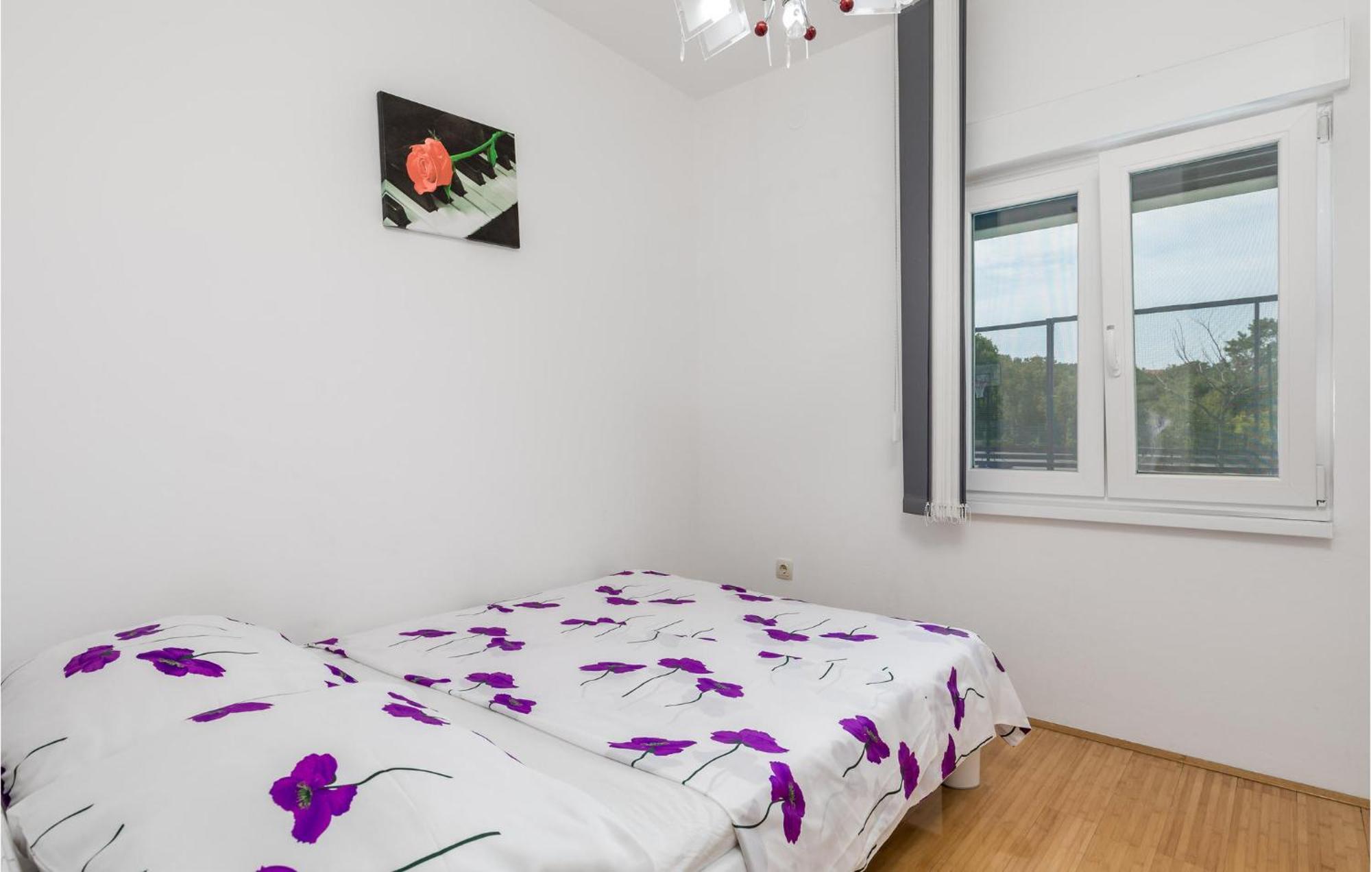 Stunning Apartment In Vrh Exterior photo